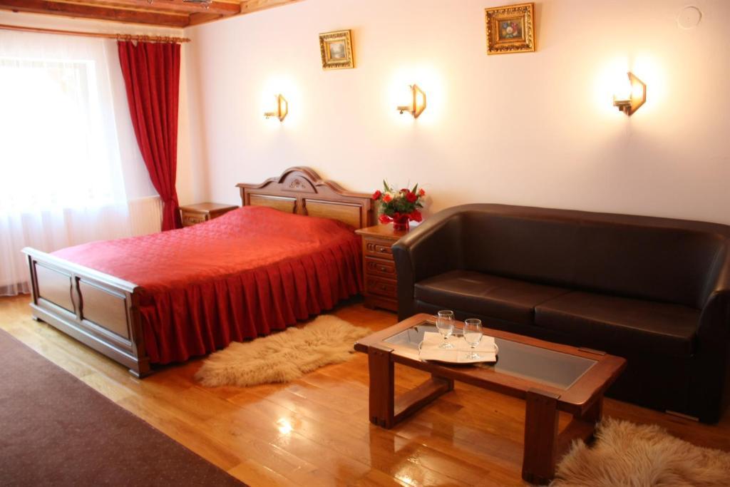 Pension Curmatura Stezii Răşinari Kamer foto