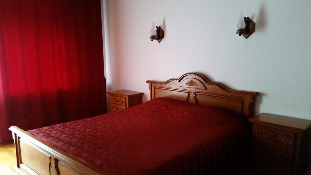 Pension Curmatura Stezii Răşinari Buitenkant foto